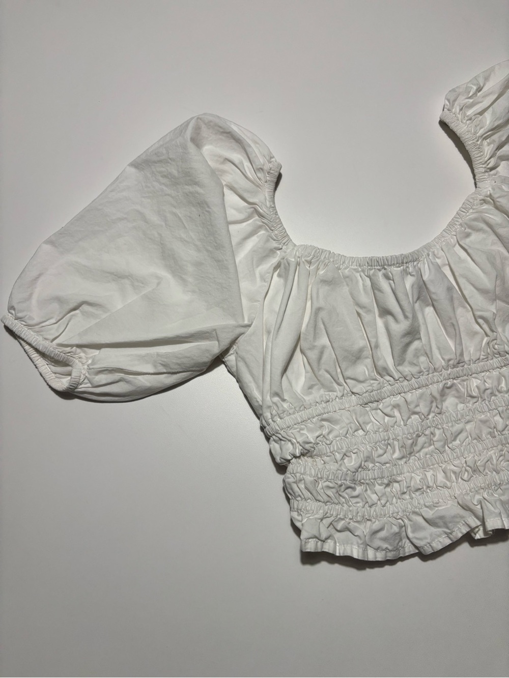 American Eagle White Puff Sleeve Ruffled Cotton Crop Top